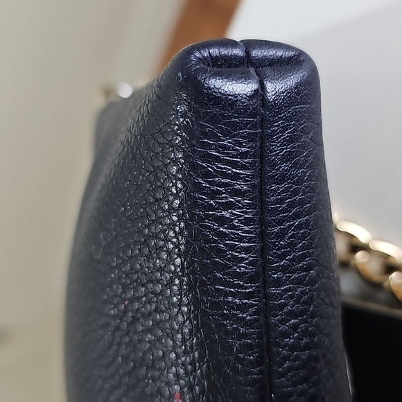 COACH Quinn Navy/Goldtone Hardware Pebbled Leather Chain Strap Crossbody EUC - Picture 10 of 16